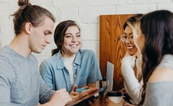 Karakter Ambivert cenderung menjadi pemimpin