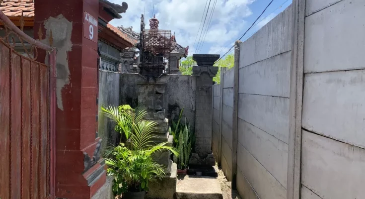 tembok gwk bali